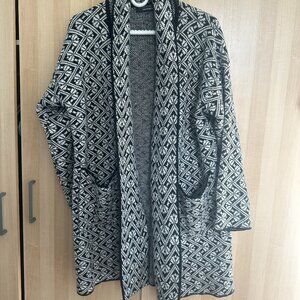 Sweater / Cardigan / Duster (partially wool material)